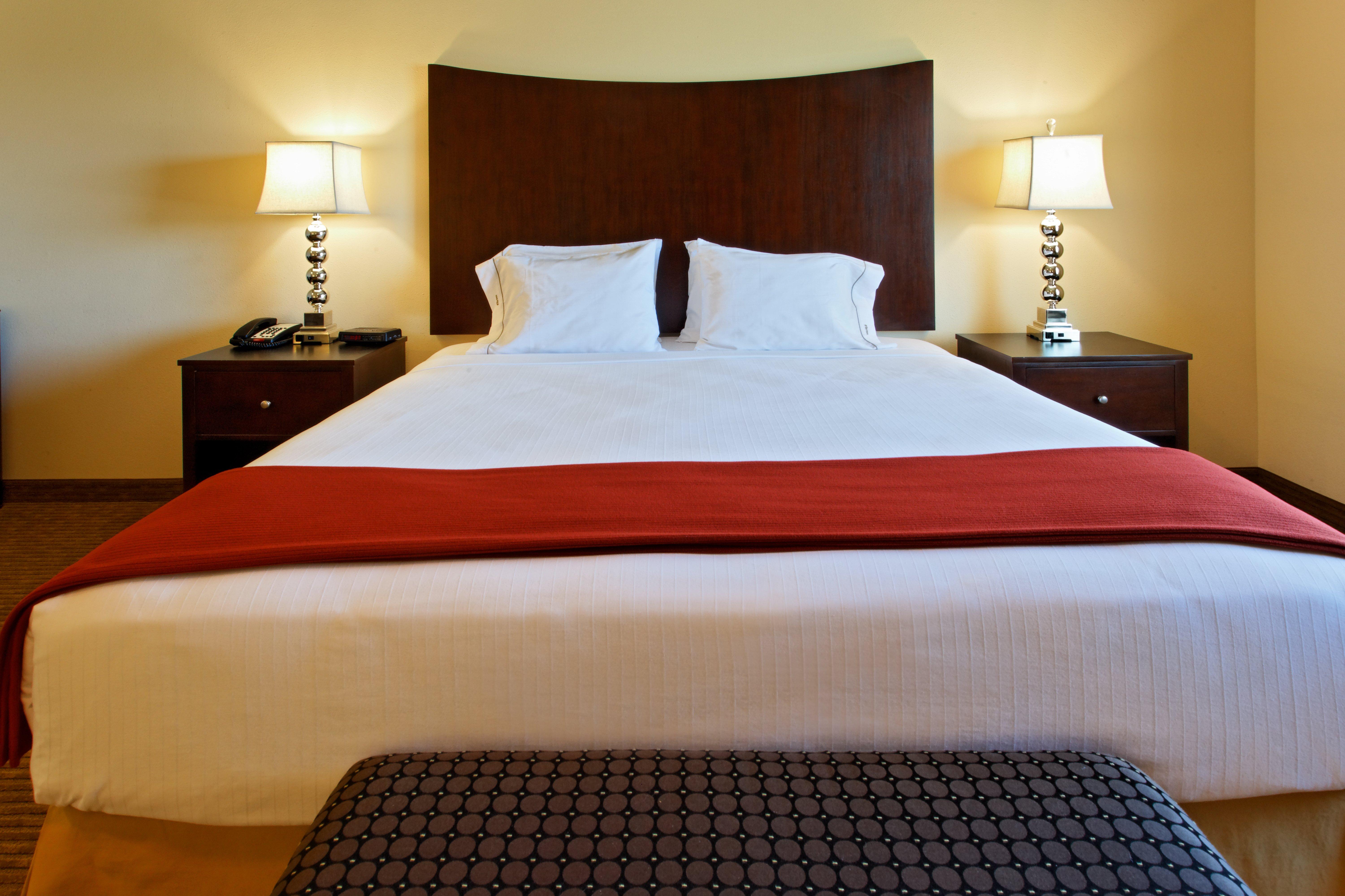 Holiday Inn Express Hotel & Suites Cleburne By Ihg Bagian luar foto