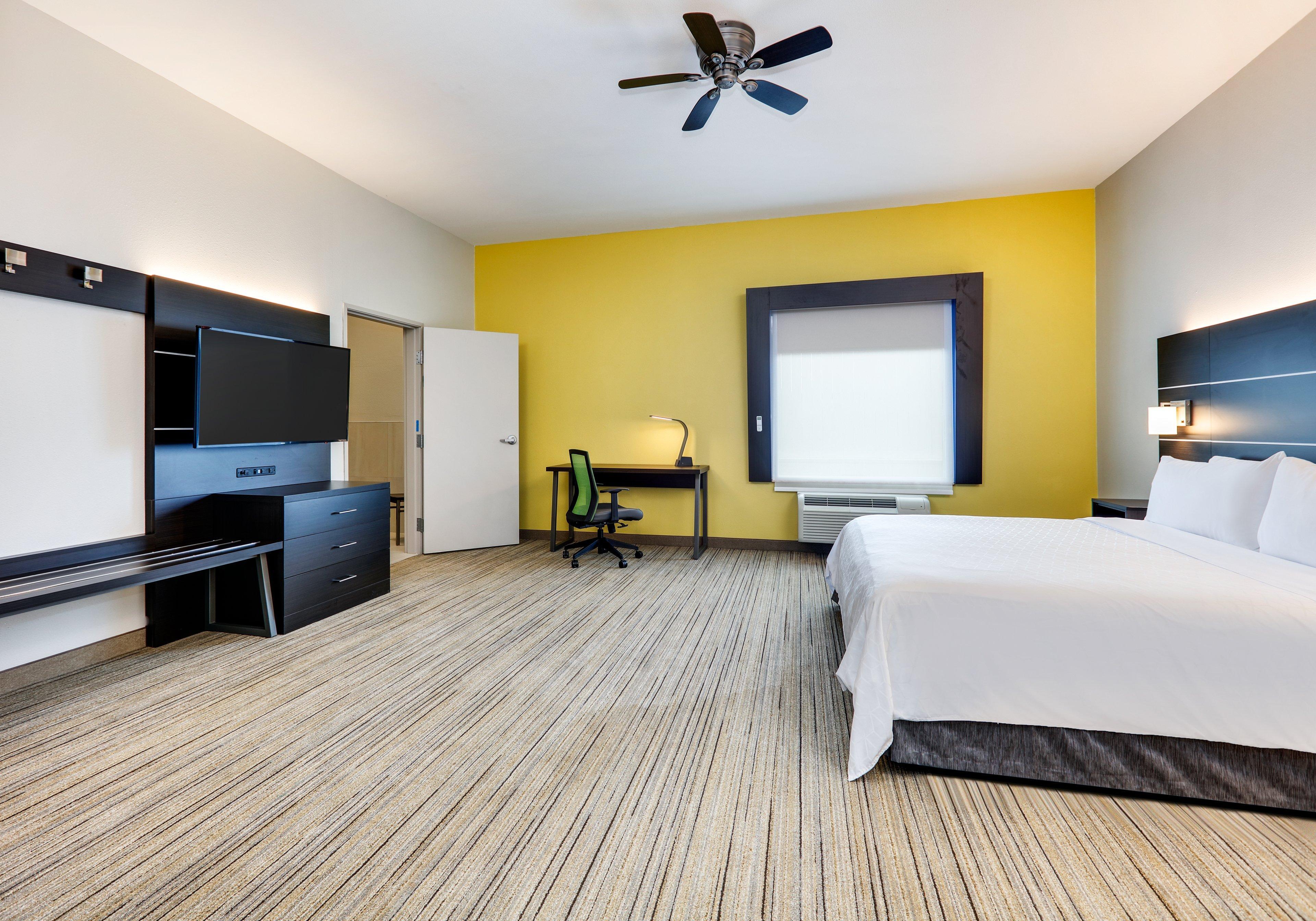 Holiday Inn Express Hotel & Suites Cleburne By Ihg Bagian luar foto
