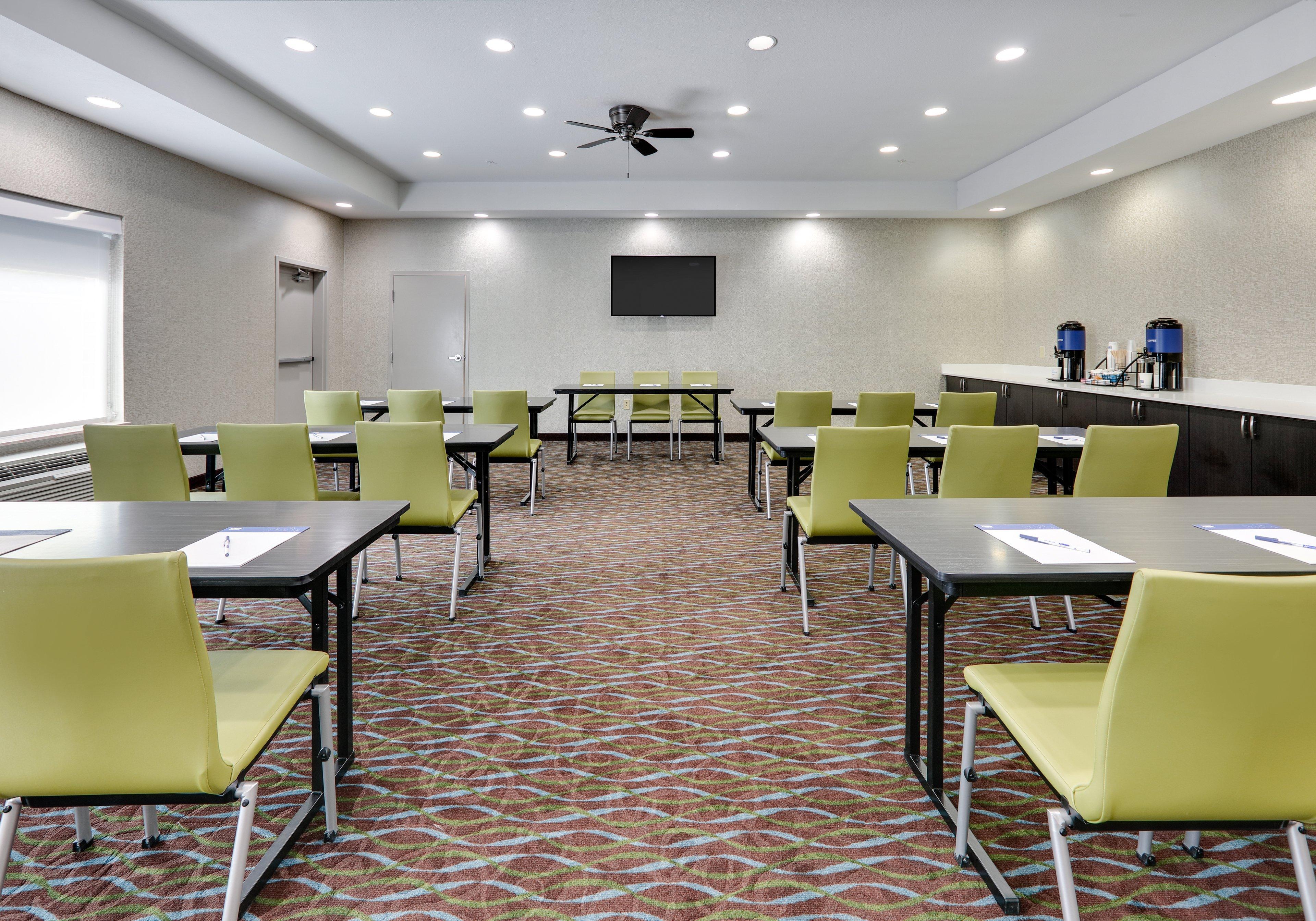 Holiday Inn Express Hotel & Suites Cleburne By Ihg Bagian luar foto
